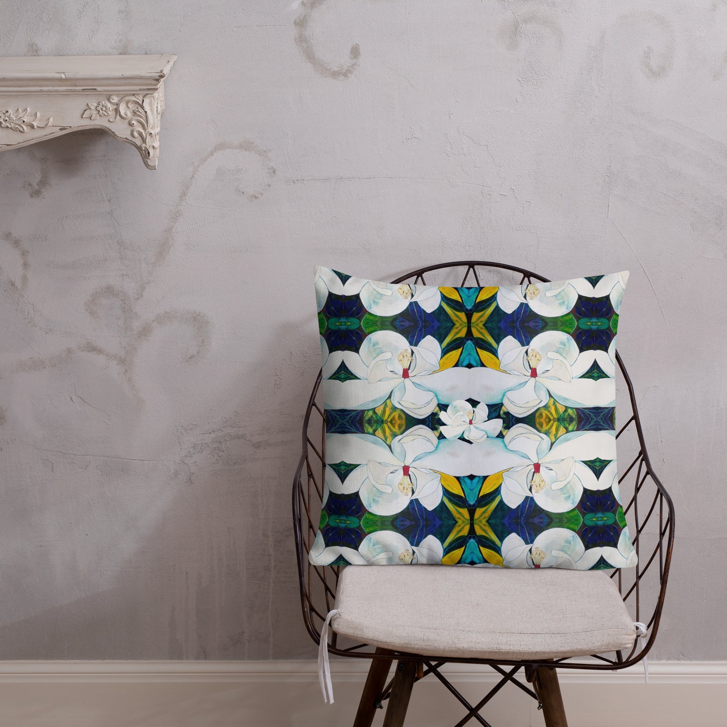 Bray Magnolia Pattern Premium Pillow