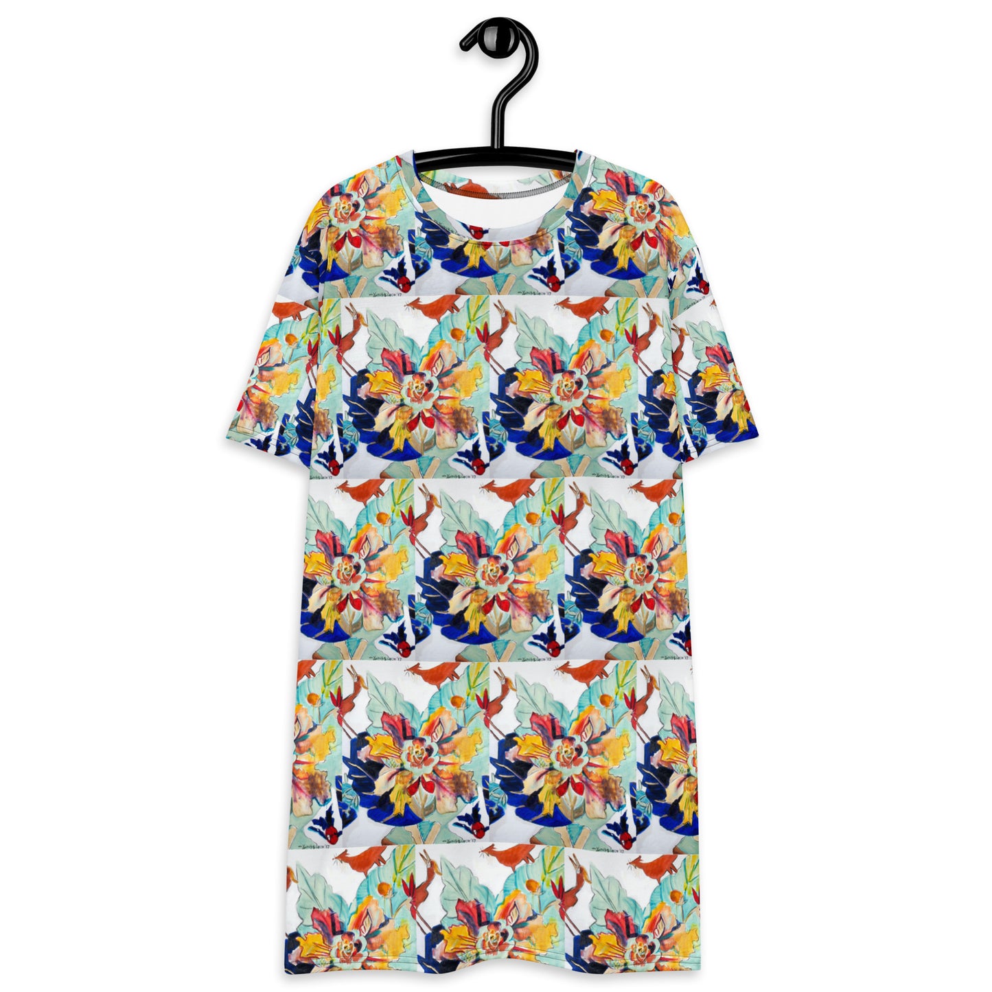 Tobacco Leaf with Animals T-shirt dress
