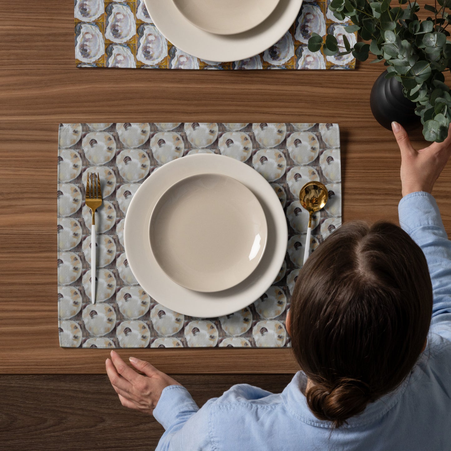 Neutral Oysters Placemat Set