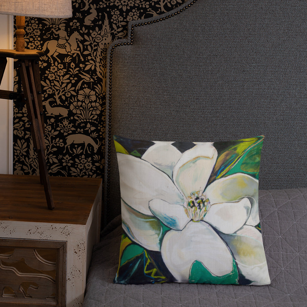 Veronese Magnolia Premium Pillow