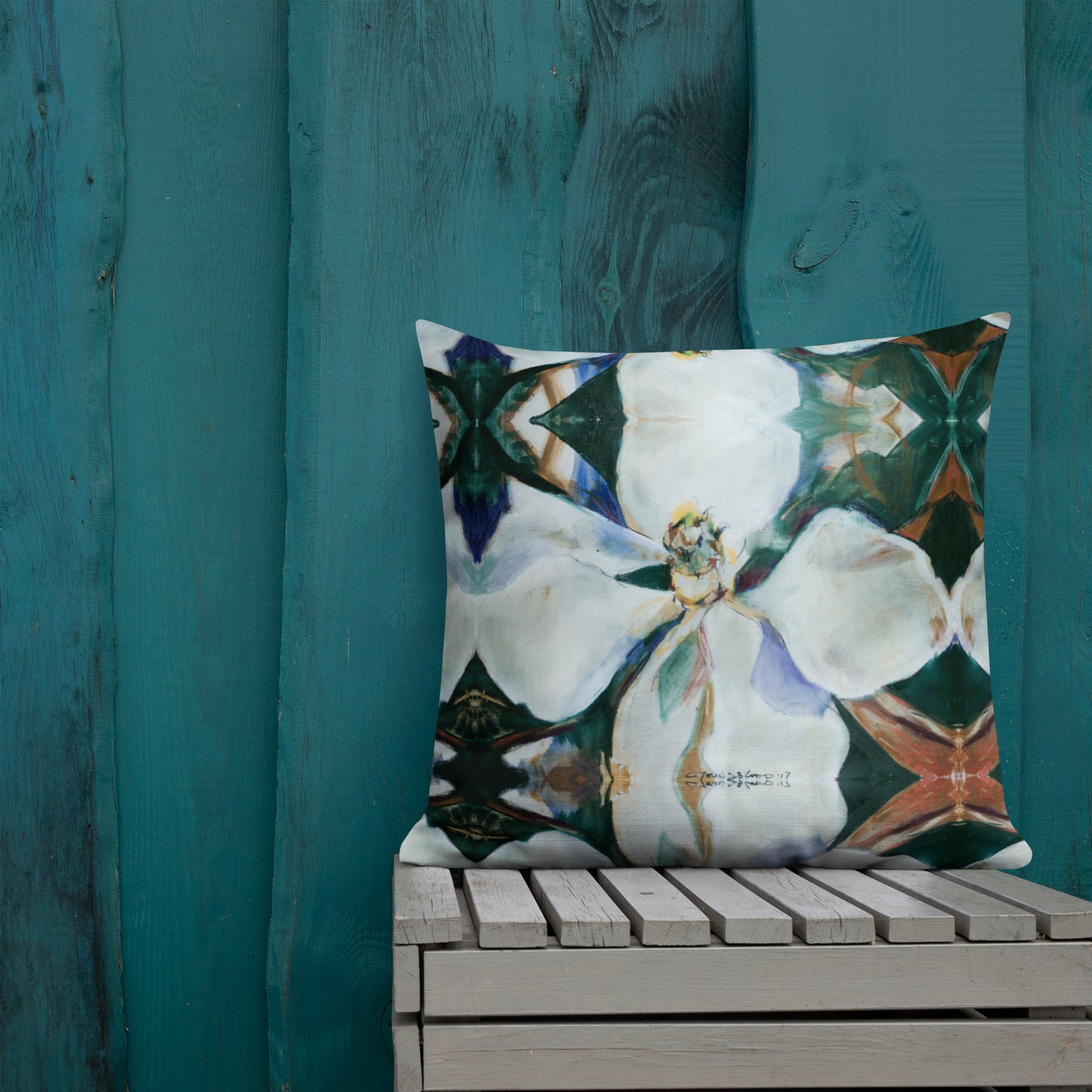 Dianne's Magnolia Premium Pillow