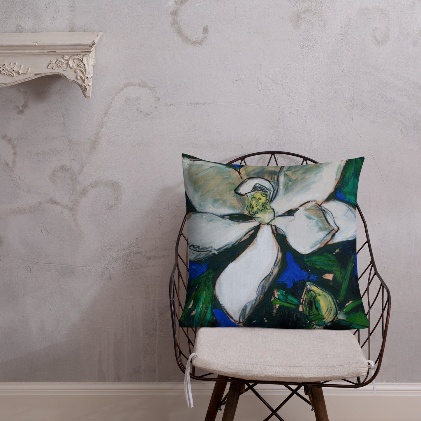 Magnolia with Pod Premium Pillow