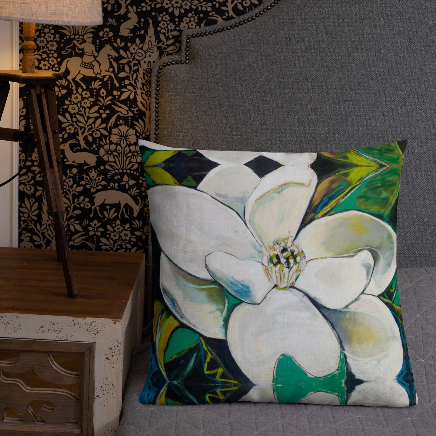 Veronese Magnolia Premium Pillow