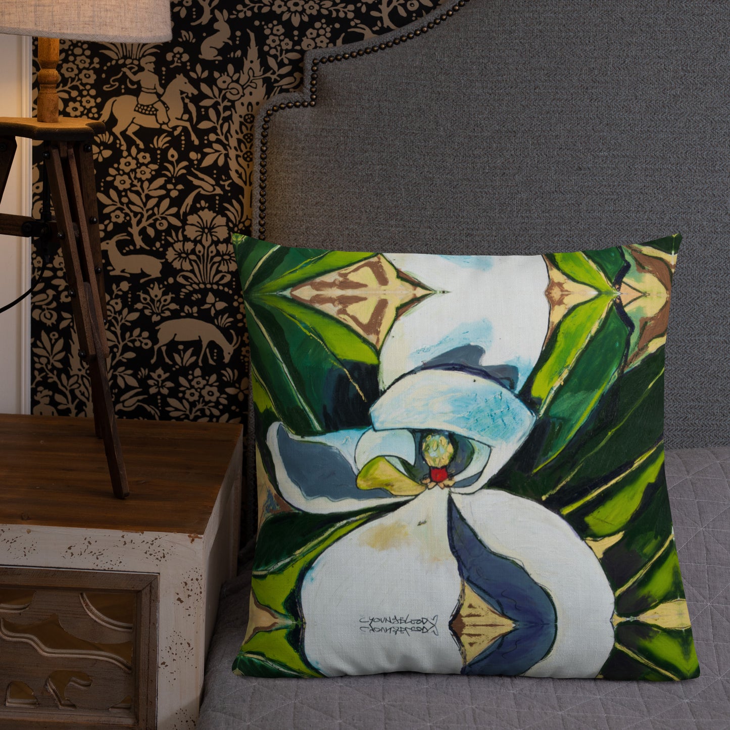 Shy Magnolia Premium Pillow