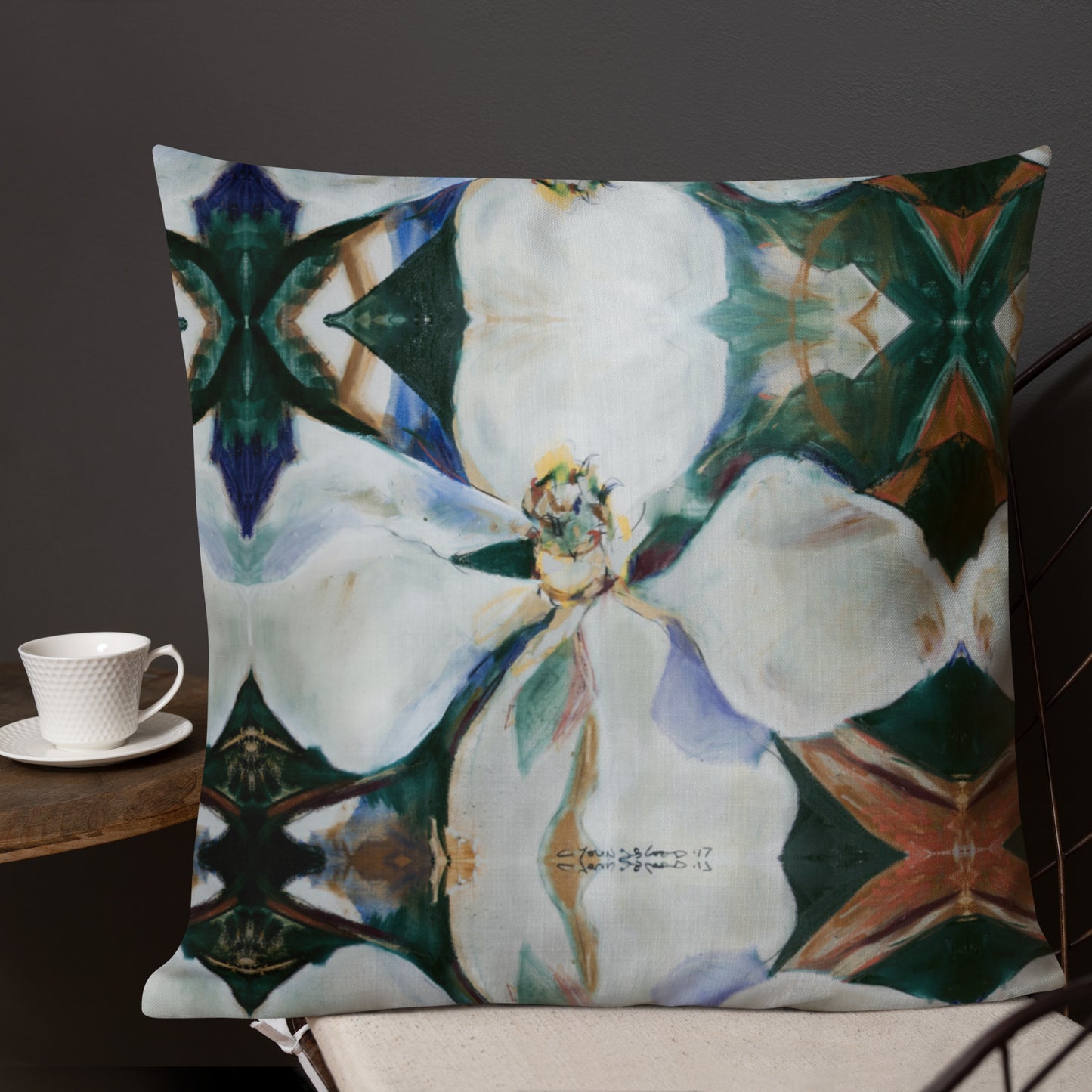 Dianne's Magnolia Premium Pillow