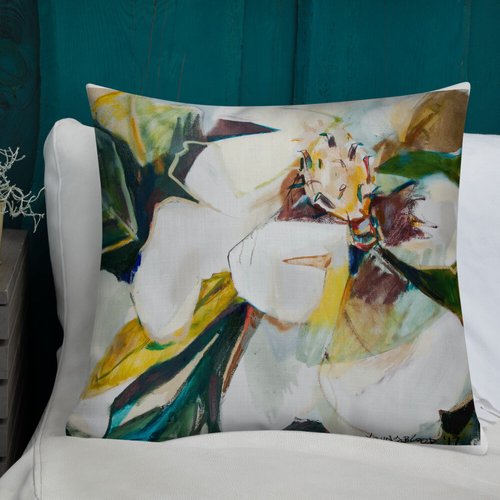 Neutral Magnolia Premium Pillow