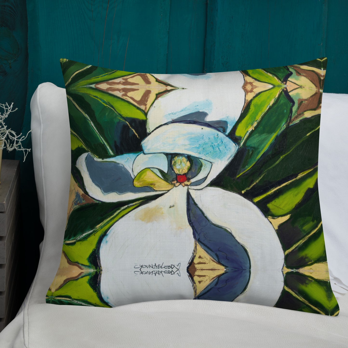 Shy Magnolia Premium Pillow