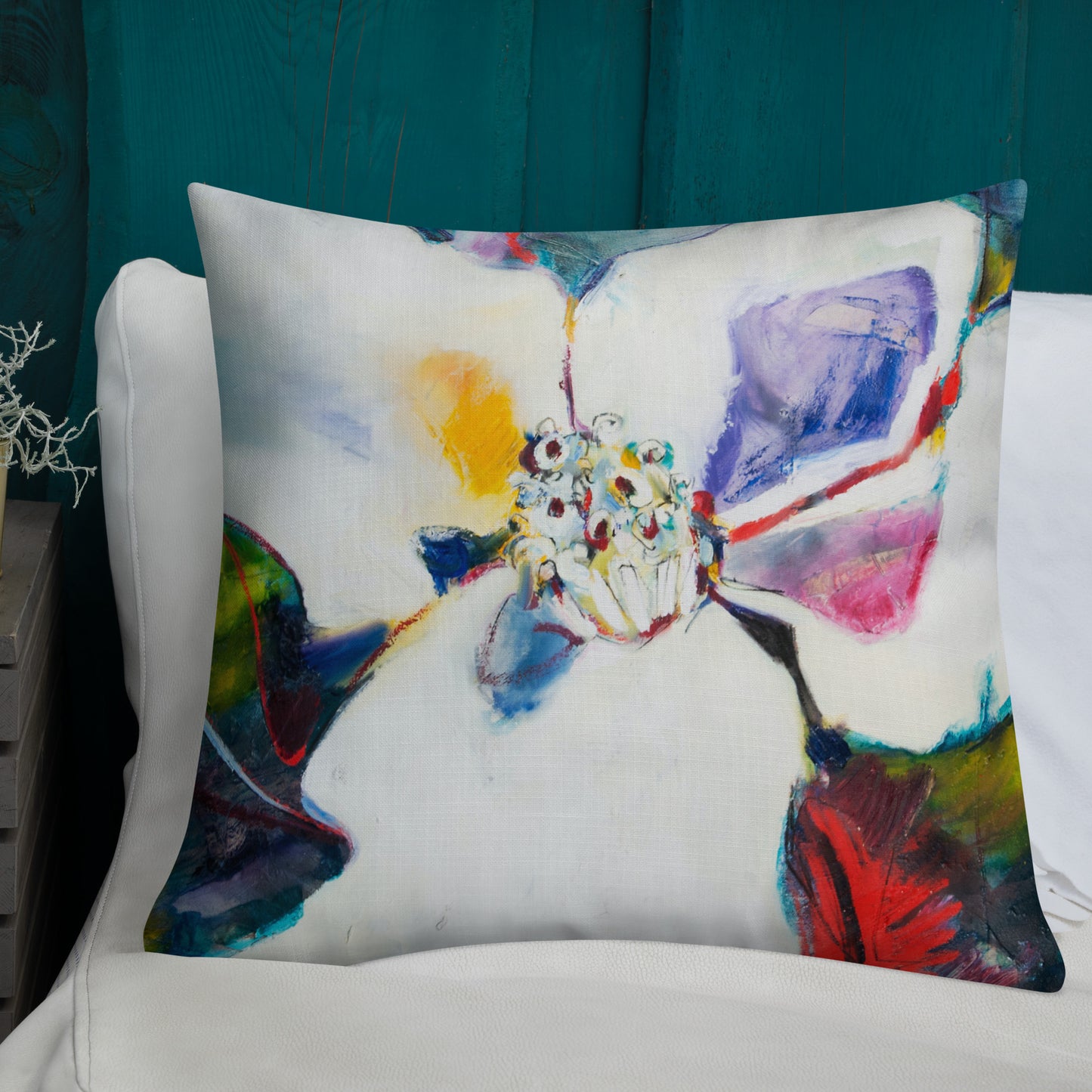 Kira's Magnolia II Premium Pillow