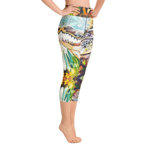 Groovy Gator Pattern Yoga Capri Leggings