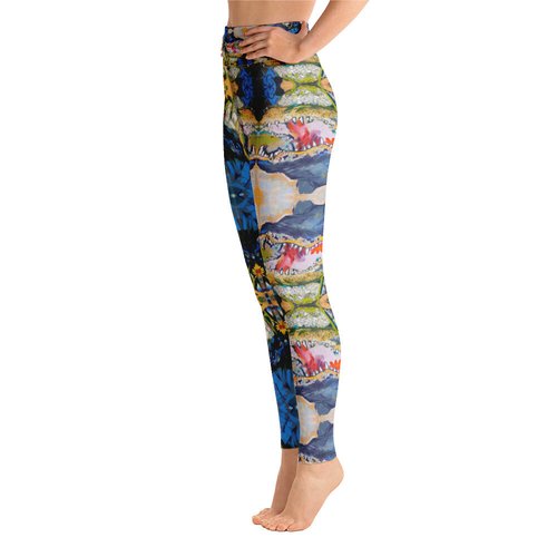 Gator in Wildflowers Kaleidiscope Yoga Leggings