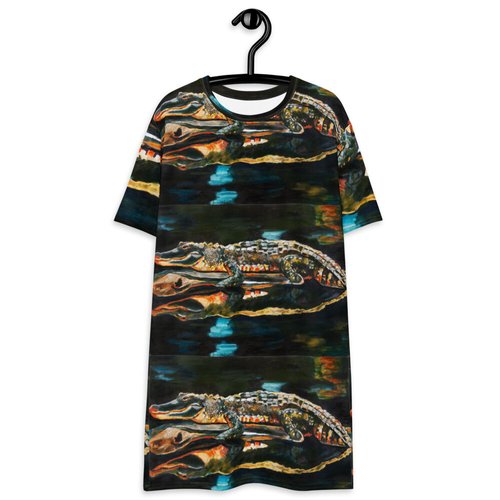 Gator on Log with Reflection Pattern T-shirt dress